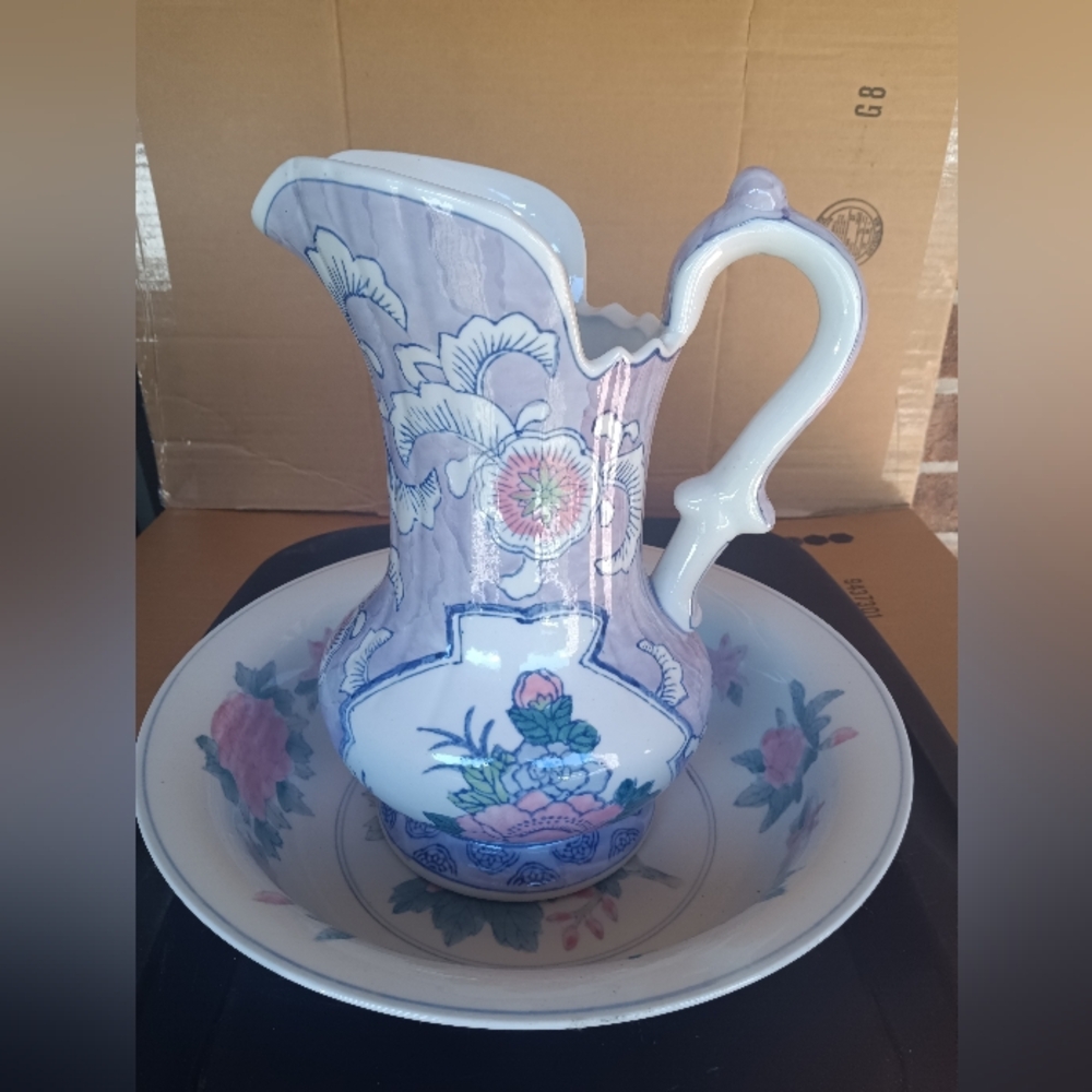Pitcher and Wash Basin Set